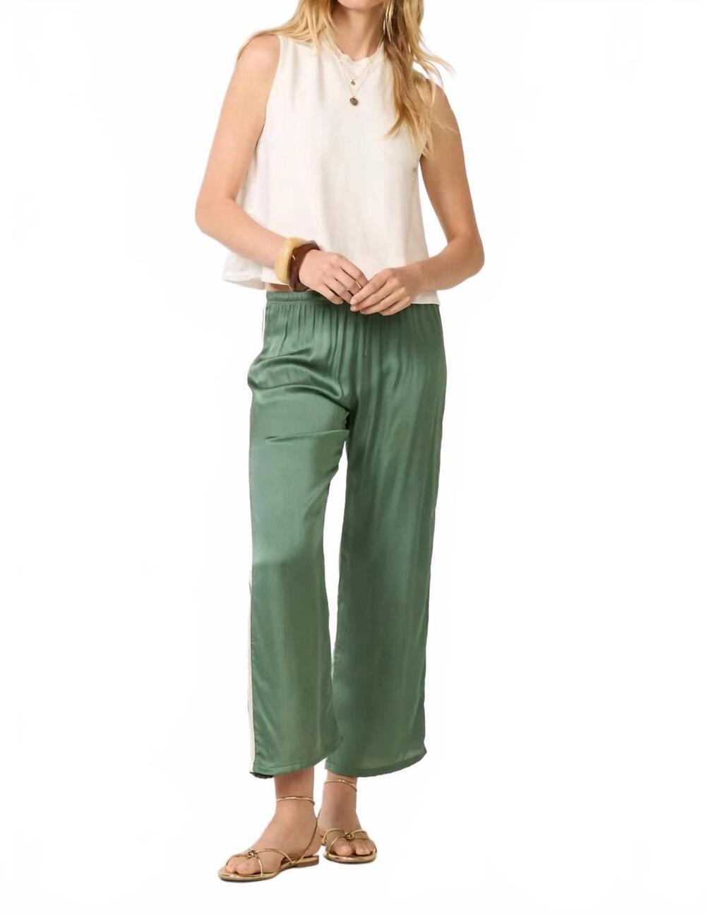 NEW CAYDN bella sleeveless top in cream